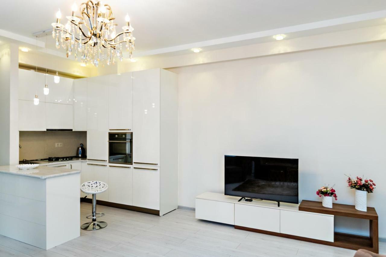 Nina'S Apartment Avlabari, Old Тбилиси Екстериор снимка